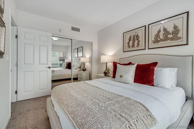 Image 17 of 47 For 7530 Draper Ave  2