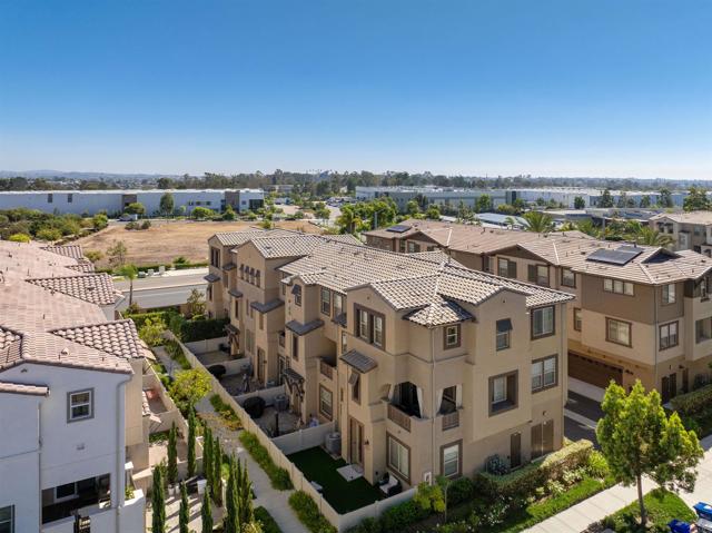 1267 Via Lucero, Oceanside CA: https://media.crmls.org/mediaz/e7bbcf34-feb6-4e9b-9ba0-ea2b91d86991.jpg