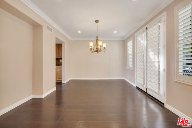 Image 7 of 69 For 25417 Magnolia Lane