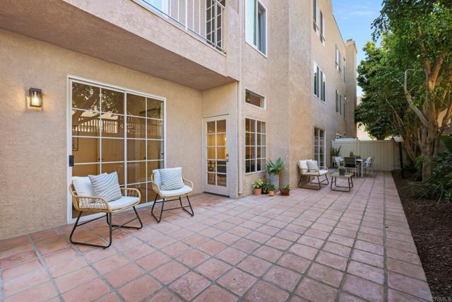 Detail Gallery Image 27 of 38 For 521 Arbor Dr #105,  San Diego,  CA 92103 - 2 Beds | 2/1 Baths
