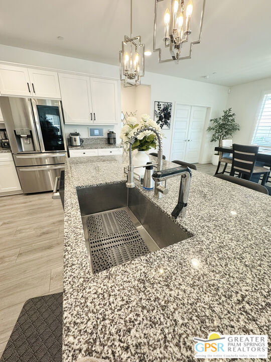 5688 California Circle, Banning CA: https://media.crmls.org/mediaz/e7bd818d-0543-46e4-b956-b9ad3f43097c.jpg