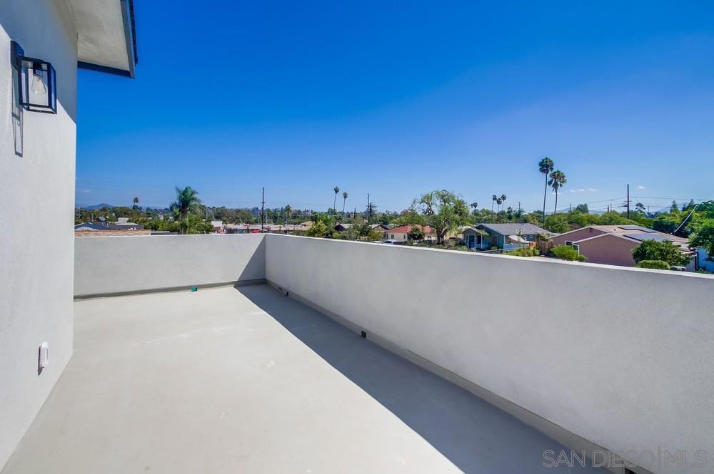 MLS #250040243SD image #22