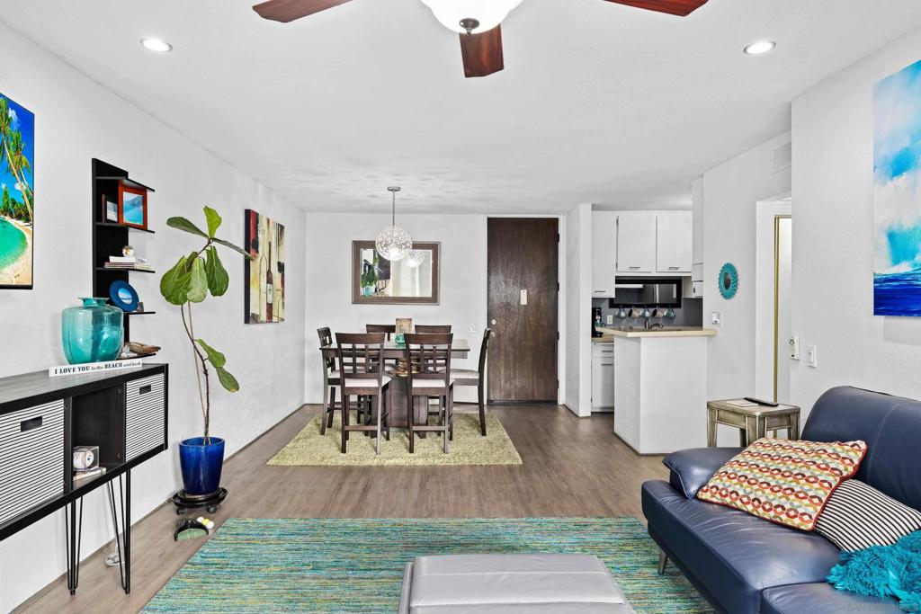 6406 Friars Rd. - photo 7