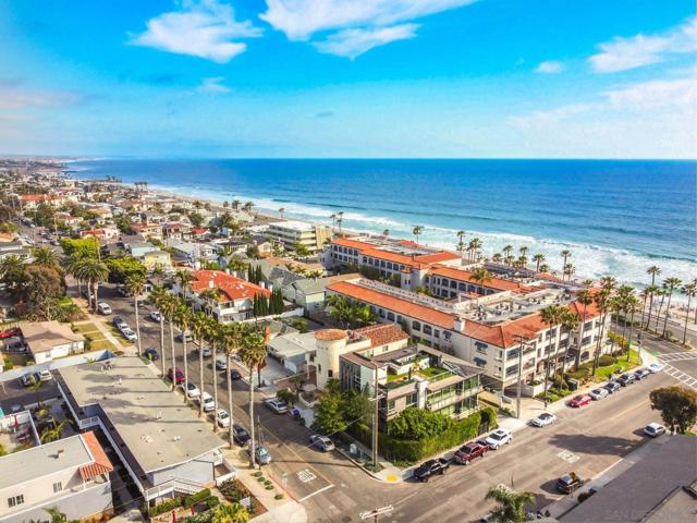 165 Pine Ave, Carlsbad CA: https://media.crmls.org/mediaz/e7be1f69-be49-4e2d-a4f8-dc9ce4f7470d.jpg