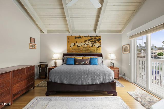 2666 Bayshore Avenue, Ventura CA: https://media.crmls.org/mediaz/e7bfa5bc-42f3-417f-b426-7121a08ba9ab.jpg