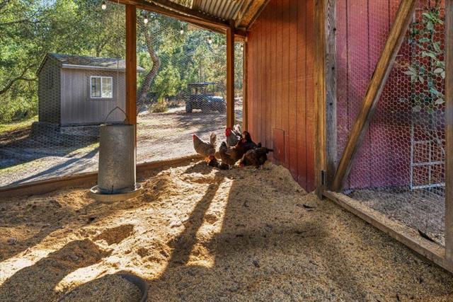 7409 Hihn Road, Ben Lomond CA: https://media.crmls.org/mediaz/e7bfb4b5-7cd4-4e9b-bb37-4925bbf71ec8.jpg