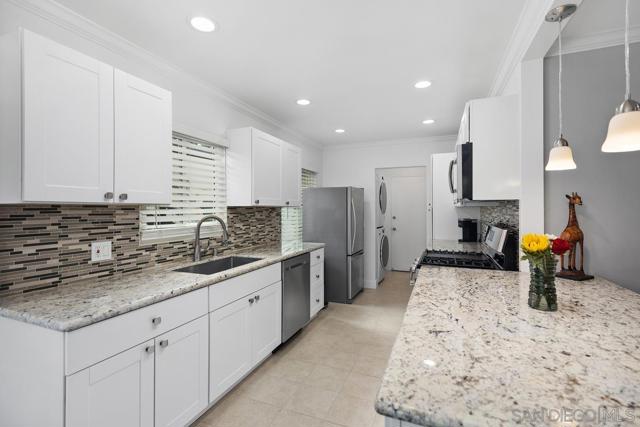 1106 E Santa Fe Ave, Fullerton CA: https://media.crmls.org/mediaz/e7c0458a-f7a7-4d3d-97be-2f8e751b3f59.jpg