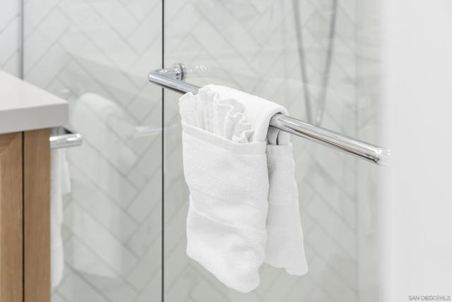 Image 18 of 47 For 1500 Orange Ave  38