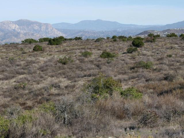 8209 Mesa, Santee CA: https://media.crmls.org/mediaz/e7c21310-e5ba-42a5-b8ea-fd89441dc1c6.jpg