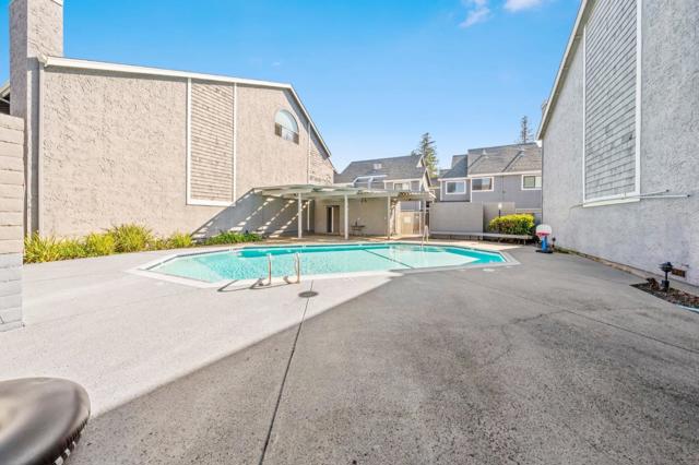 1152 Capri Drive, Campbell CA: https://media.crmls.org/mediaz/e7c26c3a-dbda-49dc-a7ab-d7c2688ea539.jpg