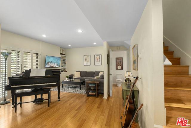 1655 Greenfield Avenue, Los Angeles CA: https://media.crmls.org/mediaz/e7c3ab88-eb78-4cab-ad98-04fff8215228.jpg