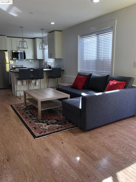 1628 Tyler St, Berkeley CA: https://media.crmls.org/mediaz/e7c46b38-9327-423e-9095-c44e358af1db.jpg