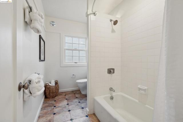 Image 33 of 60 For 740 Keeler Ave
