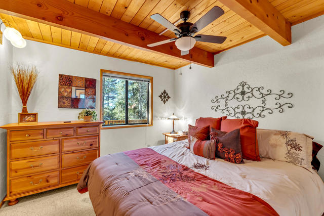 52402 Pine Ridge Road, Idyllwild CA: https://media.crmls.org/mediaz/e7c5c0b6-c9c6-42e7-965e-8642136efe81.jpg