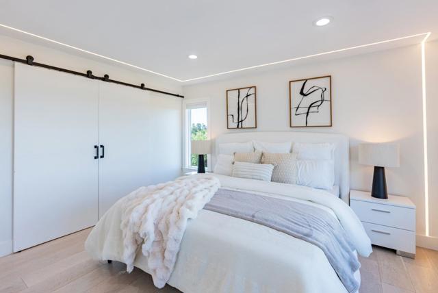 893 Madonna Way, Los Altos CA: https://media.crmls.org/mediaz/e7c62d7b-d780-46bb-9b2c-0adddf2b4dc6.jpg