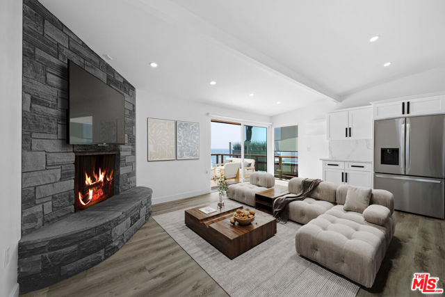 Drew Fenton | 25154 Malibu Rd Malibu CA | MLS: 7306412