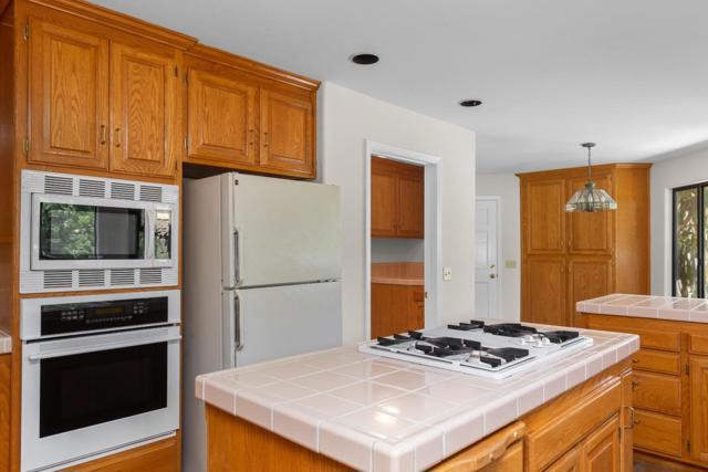 9400 Corriente Road, Atascadero CA: https://media.crmls.org/mediaz/e7c83afb-48d1-4b32-8224-e9316f65b01f.jpg