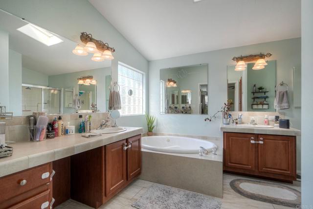 18218 Paradise Mountain Rd Spc 80, Valley Center CA: https://media.crmls.org/mediaz/e7c860b1-d216-4d9f-bec0-c9fb4489ad0f.jpg