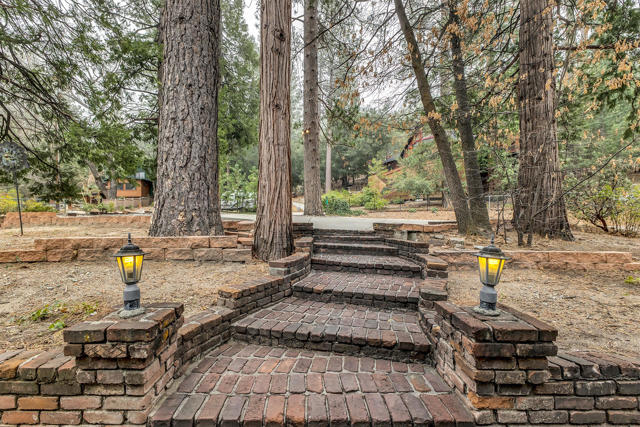 54640 Marian View Drive, Idyllwild CA: https://media.crmls.org/mediaz/e7c91a75-6eba-462d-9719-d7c5ceea7219.jpg