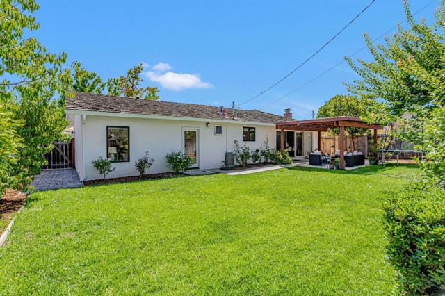 1425 Franchere Place, Sunnyvale CA: https://media.crmls.org/mediaz/e7cb6176-5991-4a6c-a6bd-1d02ec25066d.jpg