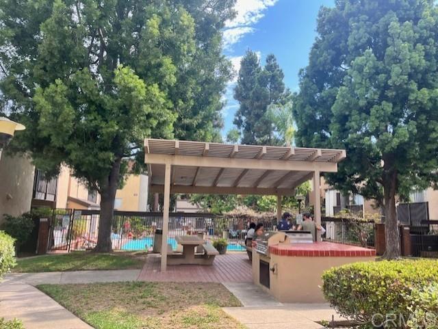 7948 Mission Center Court, San Diego CA: https://media.crmls.org/mediaz/e7cba529-acb7-4ad0-b6ba-ce7848cf4fd3.jpg