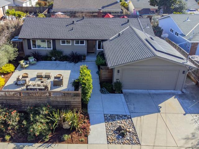 342 Cabrillo Avenue, Santa Cruz CA: https://media.crmls.org/mediaz/e7cc00f2-1370-46a3-8372-6eb3e5accb4c.jpg