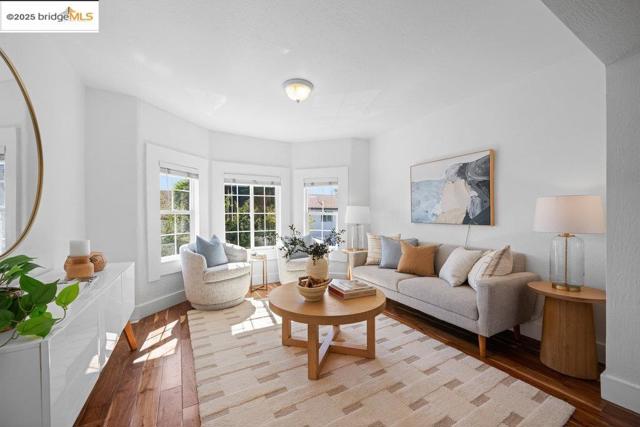 Image 11 of 47 For 9285 D St  