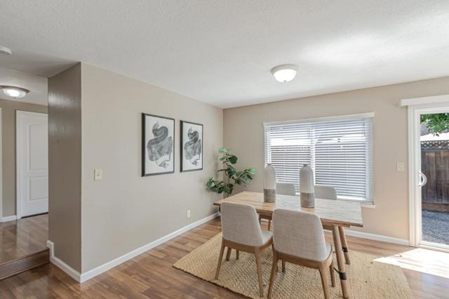 720 Glenburry Way, San Jose CA: https://media.crmls.org/mediaz/e7cd665a-235d-44e3-ad9e-66ccb3e0c100.jpg
