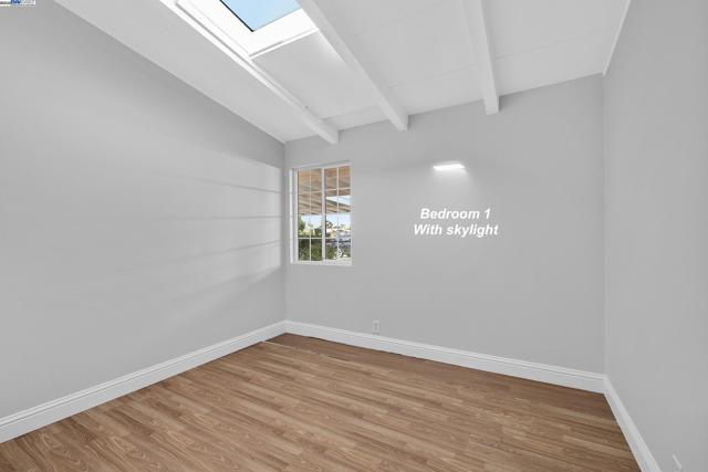 27946 Pompano Ave, Hayward CA: https://media.crmls.org/mediaz/e7cdd9d5-49fc-4d0f-90ee-7563aad49597.jpg