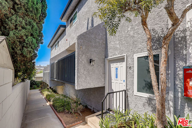 1910 Grant Avenue, Redondo Beach, California 90278, 2 Bedrooms Bedrooms, ,2 BathroomsBathrooms,Residential,Sold,Grant,22182647