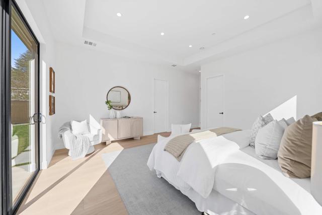 89 Centre Street, Mountain View CA: https://media.crmls.org/mediaz/e7d2282f-0393-4a9c-a170-6a119217df4d.jpg