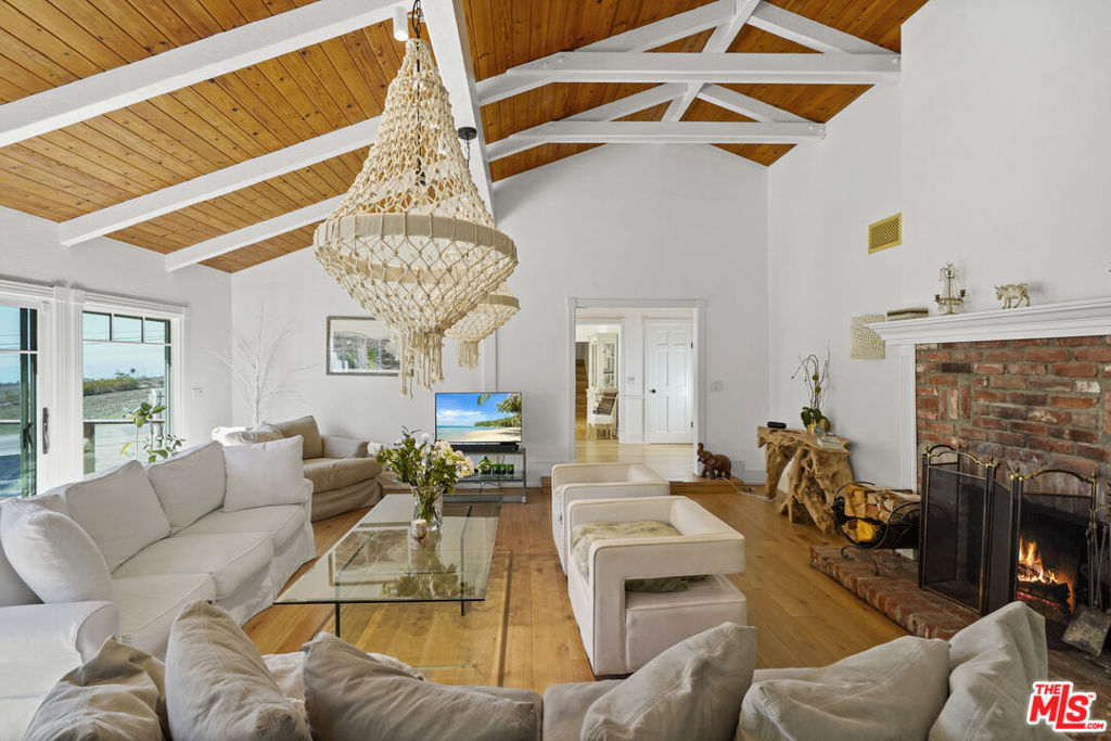 MLS #25614281 image #5