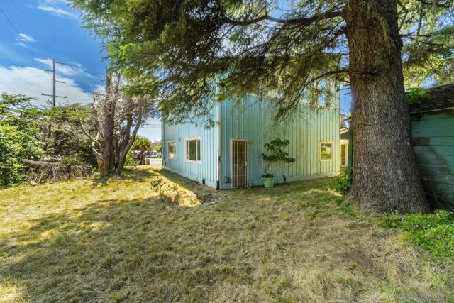 Image 33 of 42 For 101 Salmon Harbor Rd