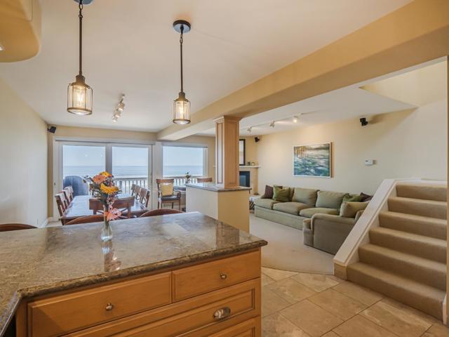 372 Oceanview Drive, La Selva Beach CA: https://media.crmls.org/mediaz/e7d3bbe5-dac0-4f8f-8b0c-9040b50194c9.jpg