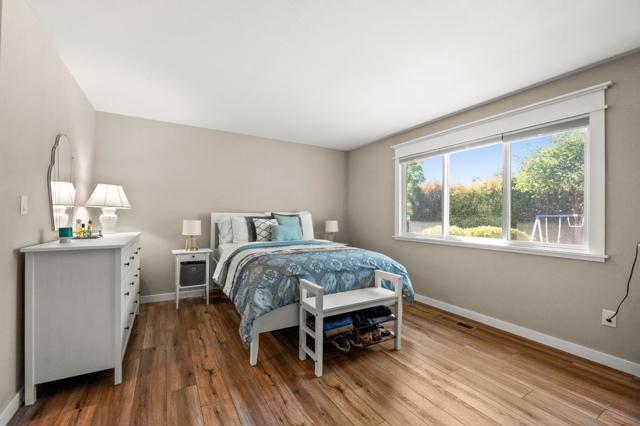 1 Malibu Court, Clayton CA: https://media.crmls.org/mediaz/e7d4b161-2a87-4866-83db-0b3c0268c172.jpg
