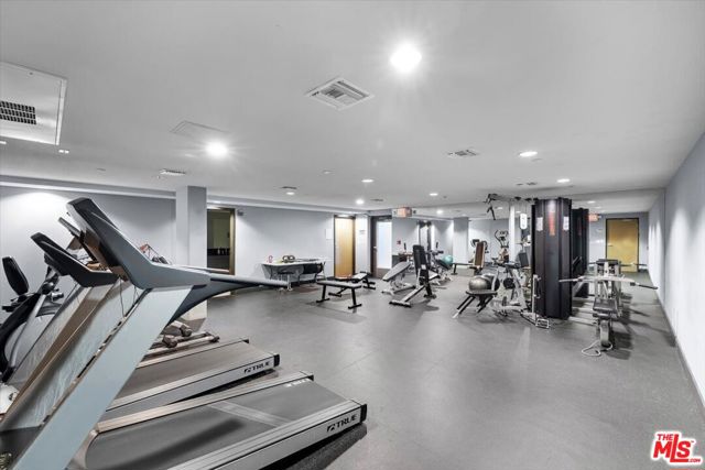 600 S Ridgeley Drive, Los Angeles CA: https://media.crmls.org/mediaz/e7d51b9e-235b-45ad-b79a-e4be0f3fd72a.jpg