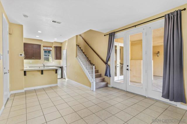 2957 Ranch Gate Rd, Chula Vista CA: https://media.crmls.org/mediaz/e7d5814c-1fcf-4111-8dad-848a56e10354.jpg