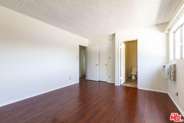 10803 Otsego Street, North Hollywood CA: https://media.crmls.org/mediaz/e7d6dafd-7afc-427a-9dd8-8c11af8decb9.jpg
