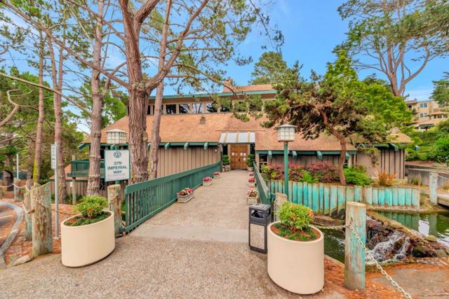377 Mandarin Drive, Daly City CA: https://media.crmls.org/mediaz/e7d6eecb-420d-42b7-a0c0-ce6a85bcf836.jpg