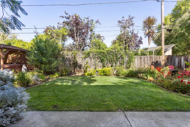 1619 Hallbrook Drive, San Jose CA: https://media.crmls.org/mediaz/e7d7df85-0313-44a1-b07b-e9f484c0060e.jpg