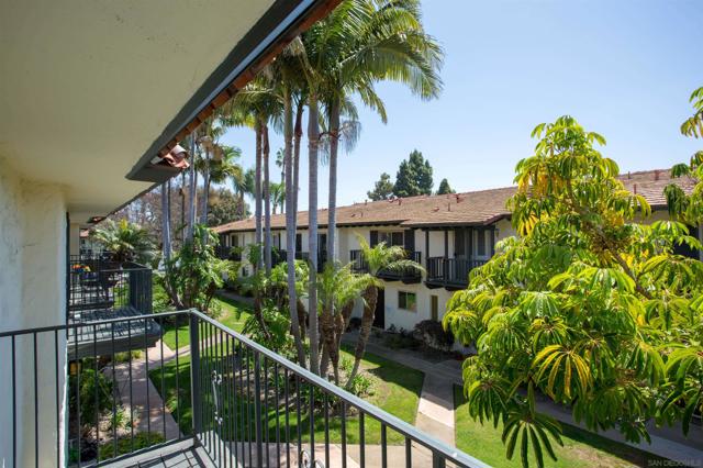3216 Loma Riviera Dr, San Diego CA: https://media.crmls.org/mediaz/e7d7f98b-1d90-4117-a4ef-6509405169bd.jpg