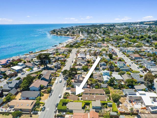 816 Pelton Avenue, Santa Cruz CA: https://media.crmls.org/mediaz/e7da9677-222b-46e5-9182-949a4a9d705e.jpg