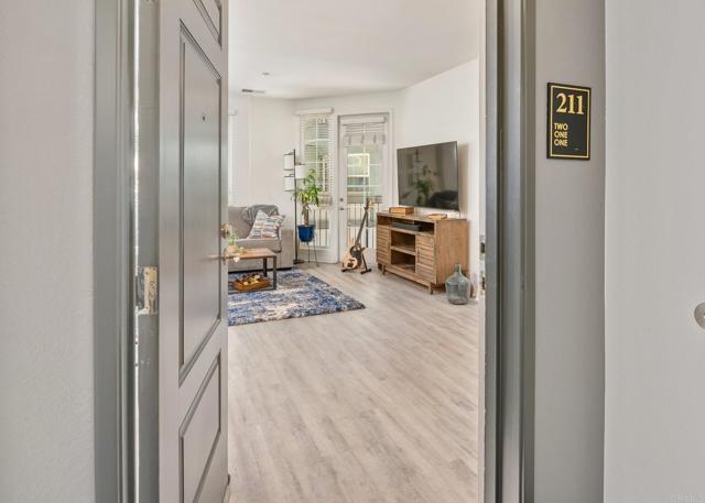 Detail Gallery Image 5 of 46 For 3957 30th Street #211,  San Diego,  CA 92104 - 2 Beds | 2 Baths