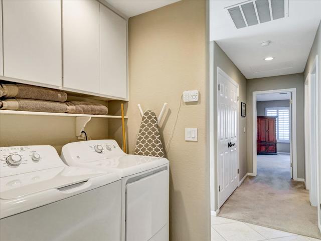 8567 Clubhouse Boulevard, Desert Hot Springs CA: https://media.crmls.org/mediaz/e7de3df6-d7f6-4df2-b71d-1c9498c0072f.jpg