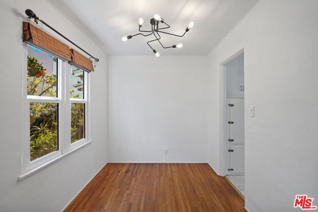 1027 12th Street, Santa Monica CA: https://media.crmls.org/mediaz/e7de8ac1-9b4b-4cd9-8615-9f769f652607.jpg
