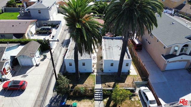 20414 Kenwood Avenue, Torrance CA: https://media.crmls.org/mediaz/e7de8c6e-957d-4d2a-be12-c84ff00e2639.jpg