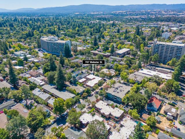 707 Webster Street, Palo Alto CA: https://media.crmls.org/mediaz/e7de8ea0-ed16-4857-88e3-fc9b7fd7a3d3.jpg