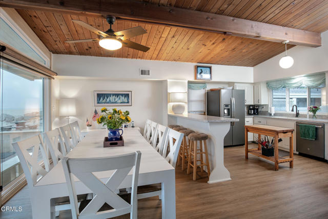 Detail Gallery Image 5 of 21 For 1235 Capri Way, Oxnard,  CA 93035 - 5 Beds | 2/1 Baths