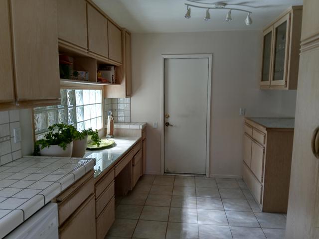 Image 33 of 50 For 8796 Clubhouse Boulevard