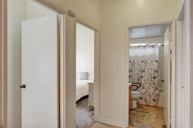1550 Rimpau Avenue, Corona CA: https://media.crmls.org/mediaz/e7df3725-4fdf-49e2-bb5a-398697090449.jpg